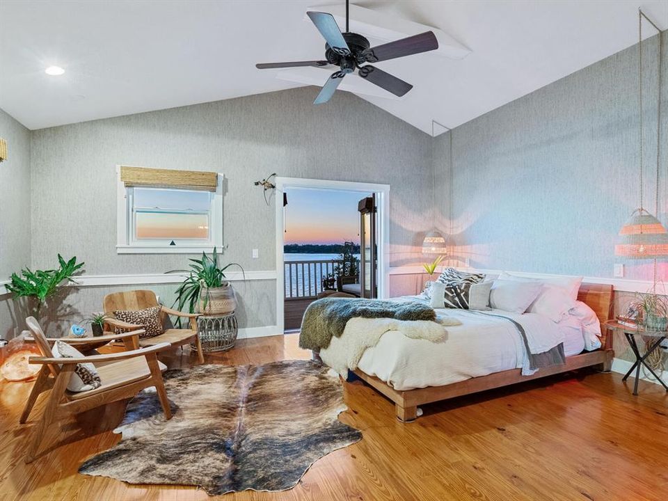 En Venta: $2,600,000 (4 camas, 3 baños, 4011 Pies cuadrados)