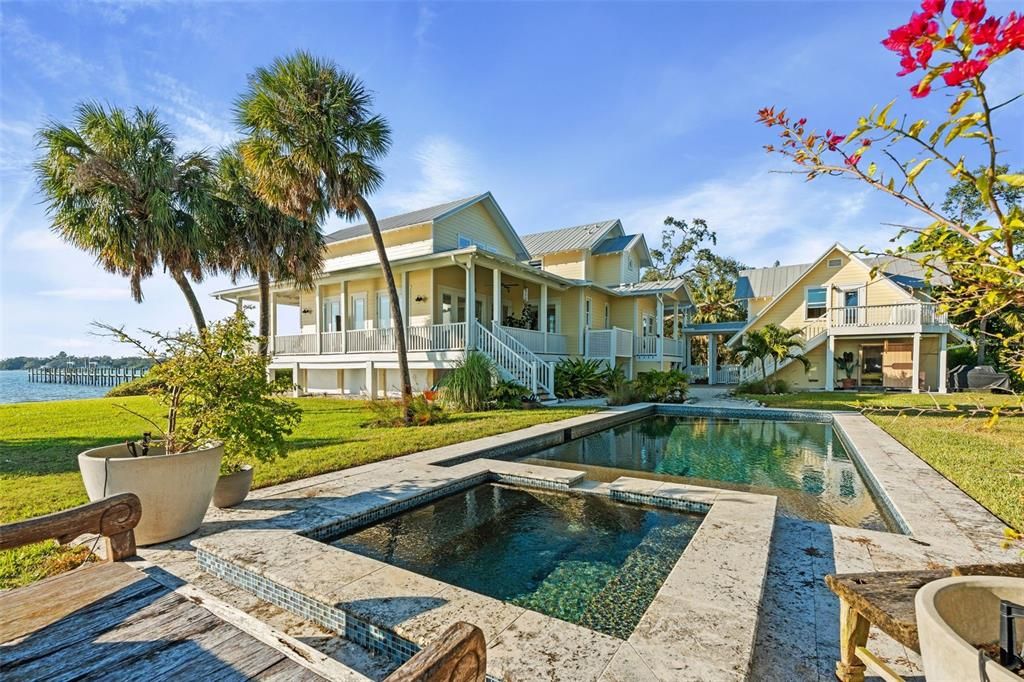 En Venta: $2,600,000 (4 camas, 3 baños, 4011 Pies cuadrados)