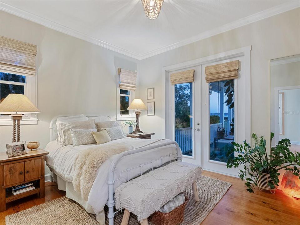 En Venta: $2,600,000 (4 camas, 3 baños, 4011 Pies cuadrados)