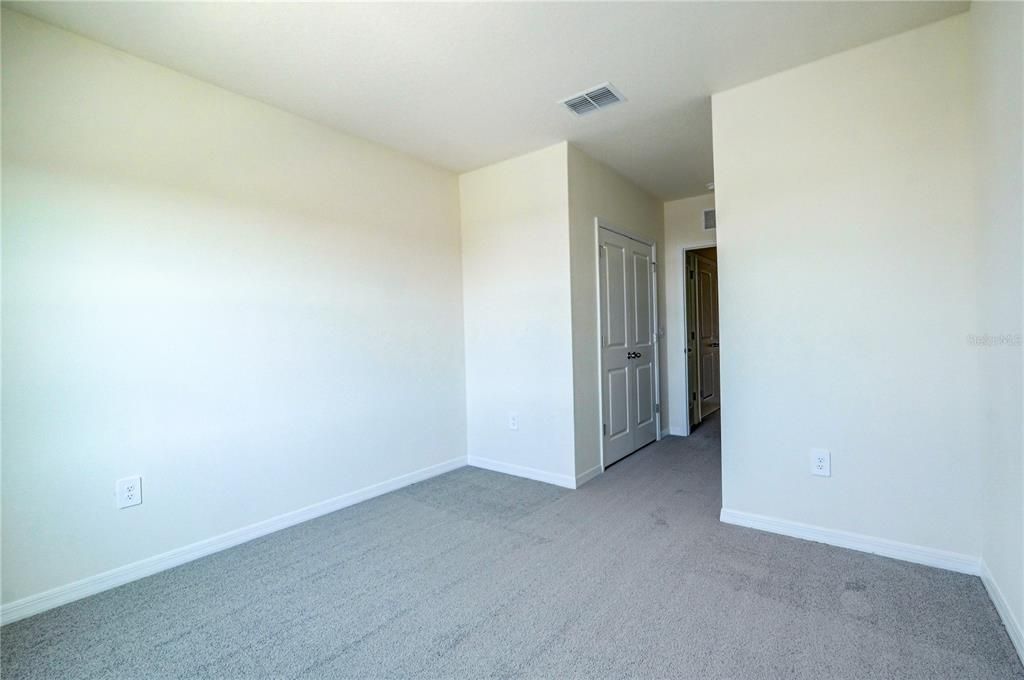 出租: $2,250 (3 贝兹, 2 浴室, 1673 平方英尺)