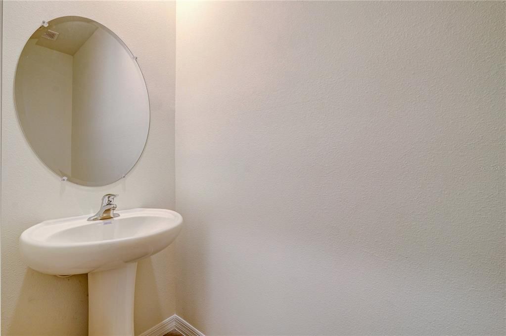 出租: $2,250 (3 贝兹, 2 浴室, 1673 平方英尺)