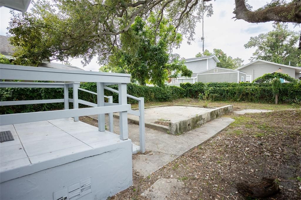 For Sale: $319,000 (2 beds, 1 baths, 1080 Square Feet)