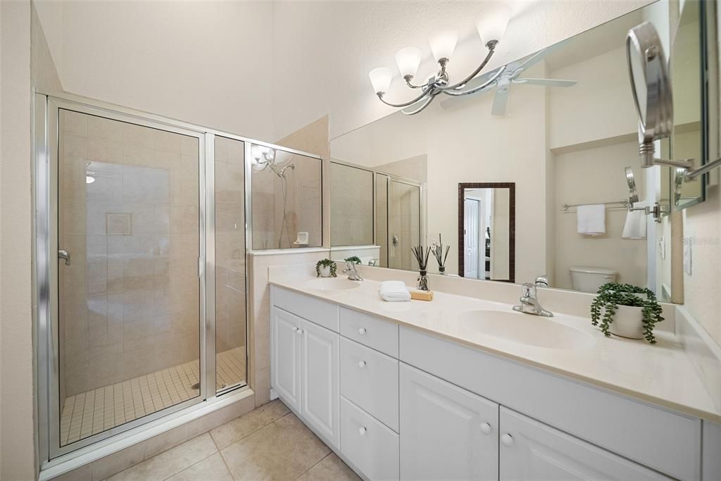 На продажу: $292,500 (2 спален, 2 ванн, 1477 Квадратных фут)