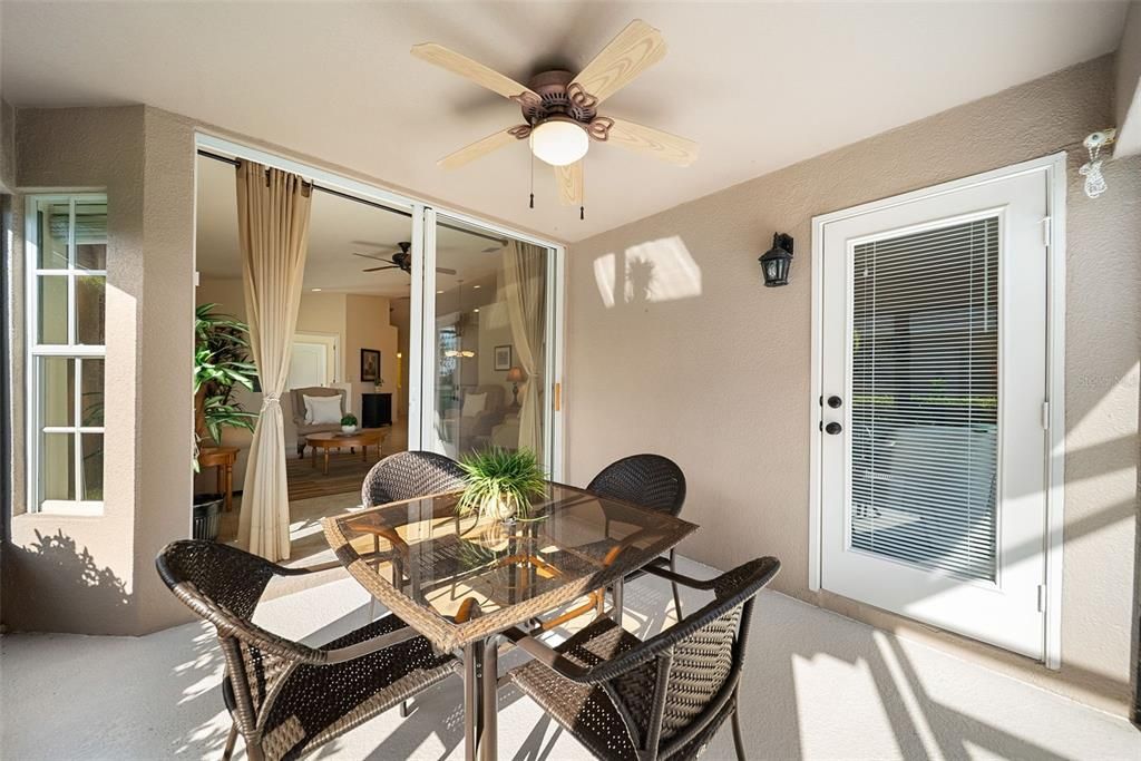 На продажу: $292,500 (2 спален, 2 ванн, 1477 Квадратных фут)