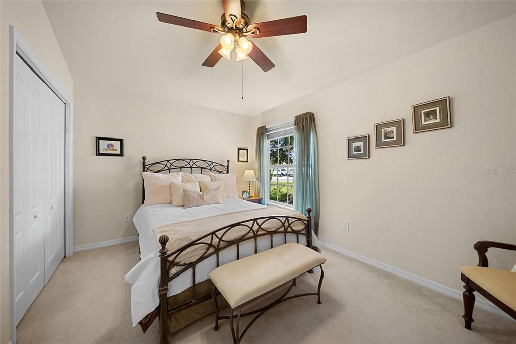 На продажу: $292,500 (2 спален, 2 ванн, 1477 Квадратных фут)