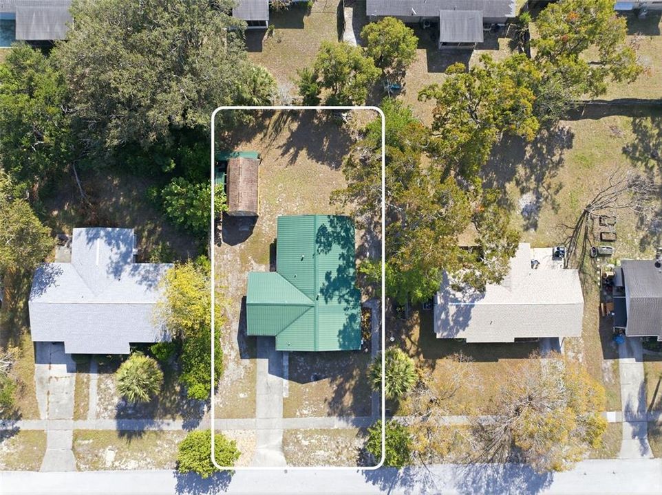 For Sale: $230,000 (2 beds, 1 baths, 1104 Square Feet)