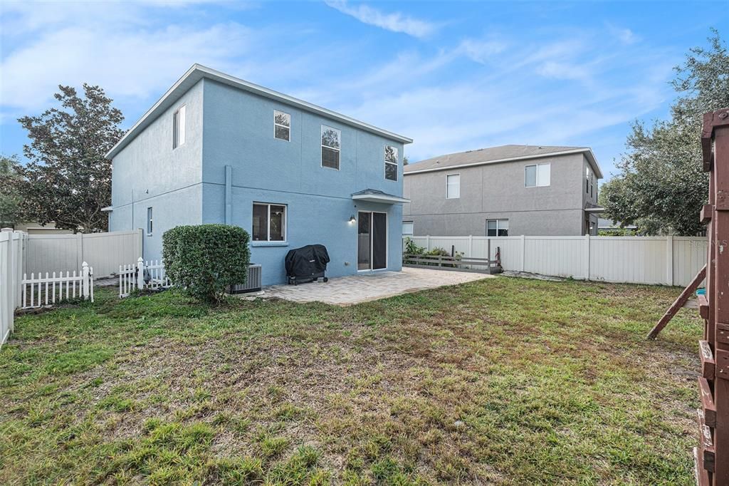 Activo con contrato: $340,000 (3 camas, 2 baños, 1862 Pies cuadrados)