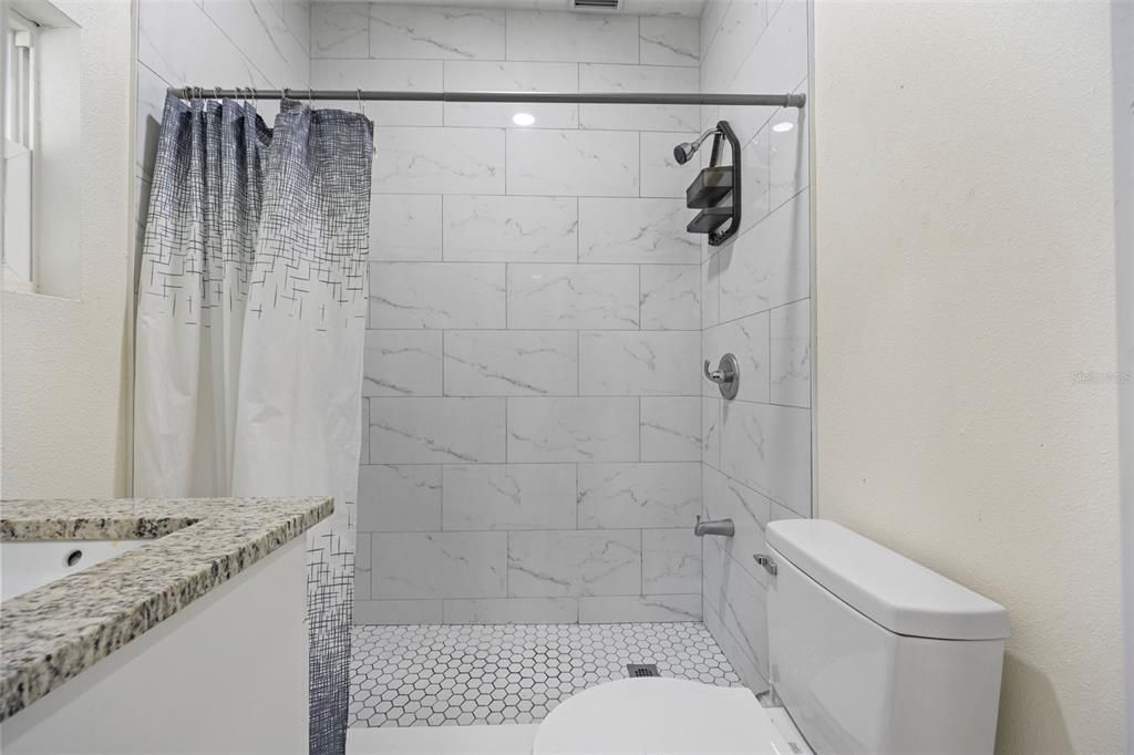 待售: $599,999 (0 贝兹, 0 浴室, 1528 平方英尺)