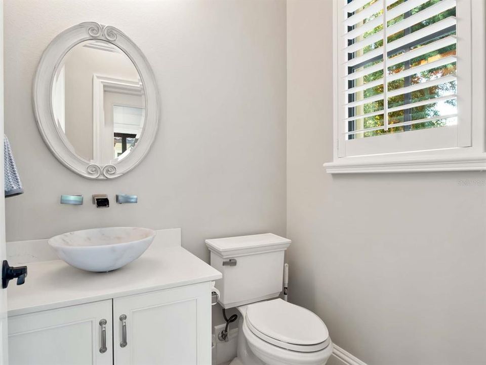 For Sale: $3,945,000 (5 beds, 5 baths, 5259 Square Feet)