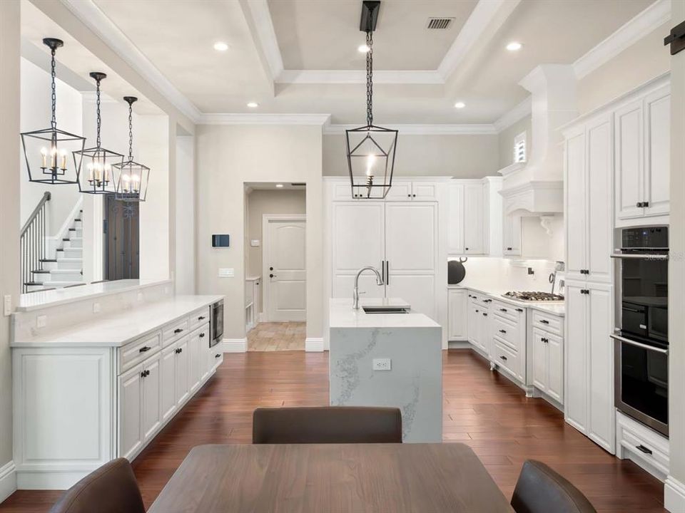 For Sale: $3,945,000 (5 beds, 5 baths, 5259 Square Feet)