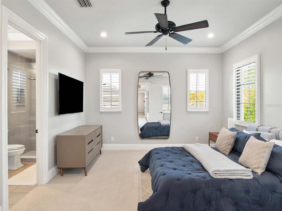 For Sale: $3,945,000 (5 beds, 5 baths, 5259 Square Feet)