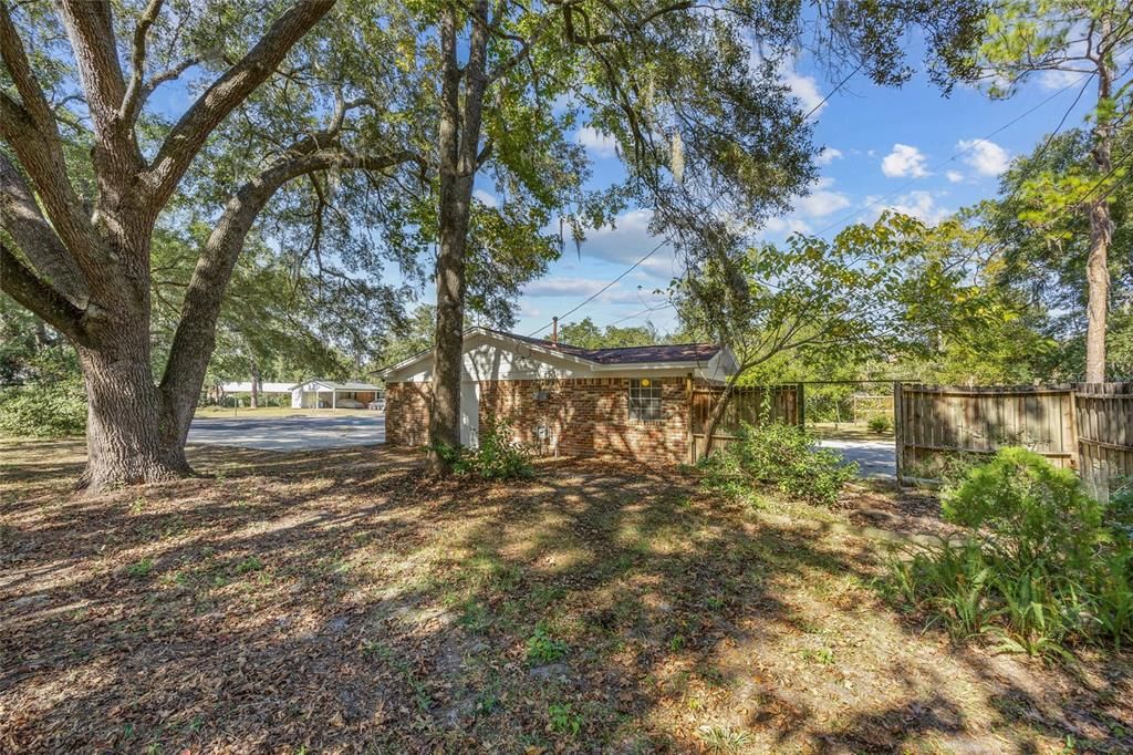 En Venta: $279,142 (3 camas, 2 baños, 1329 Pies cuadrados)