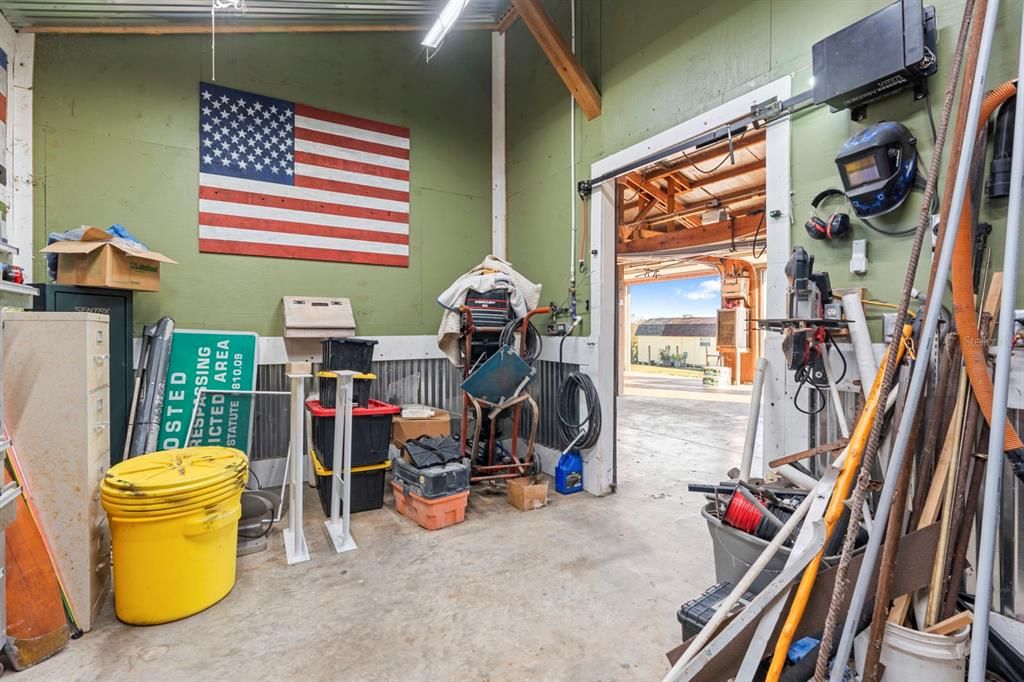 待售: $385,000 (2 贝兹, 2 浴室, 1365 平方英尺)