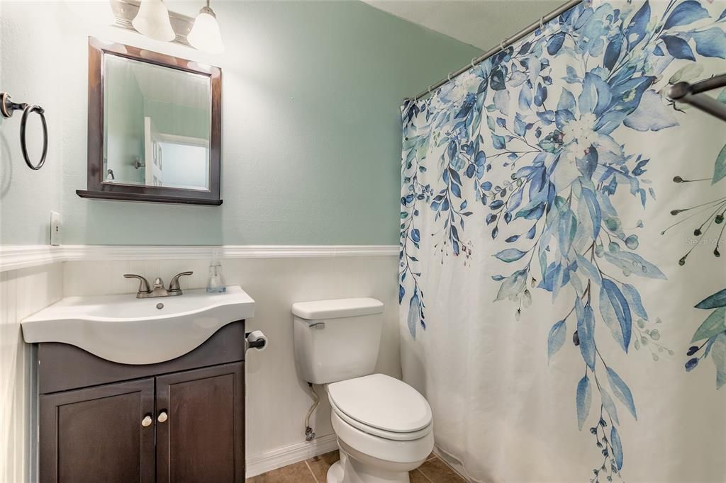 Activo con contrato: $230,000 (3 camas, 2 baños, 1134 Pies cuadrados)