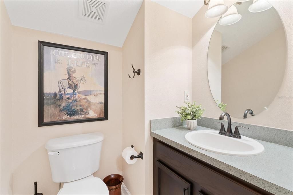 Под контрактом: $635,000 (3 спален, 2 ванн, 2713 Квадратных фут)