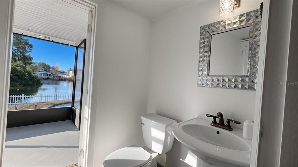 For Sale: $499,900 (3 beds, 2 baths, 1664 Square Feet)