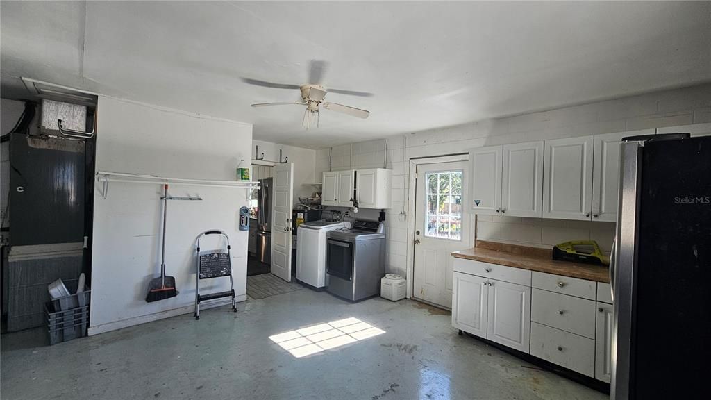 For Sale: $499,900 (3 beds, 2 baths, 1664 Square Feet)