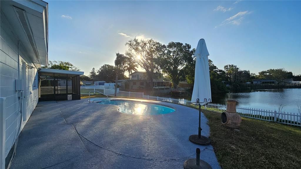 For Sale: $499,900 (3 beds, 2 baths, 1664 Square Feet)