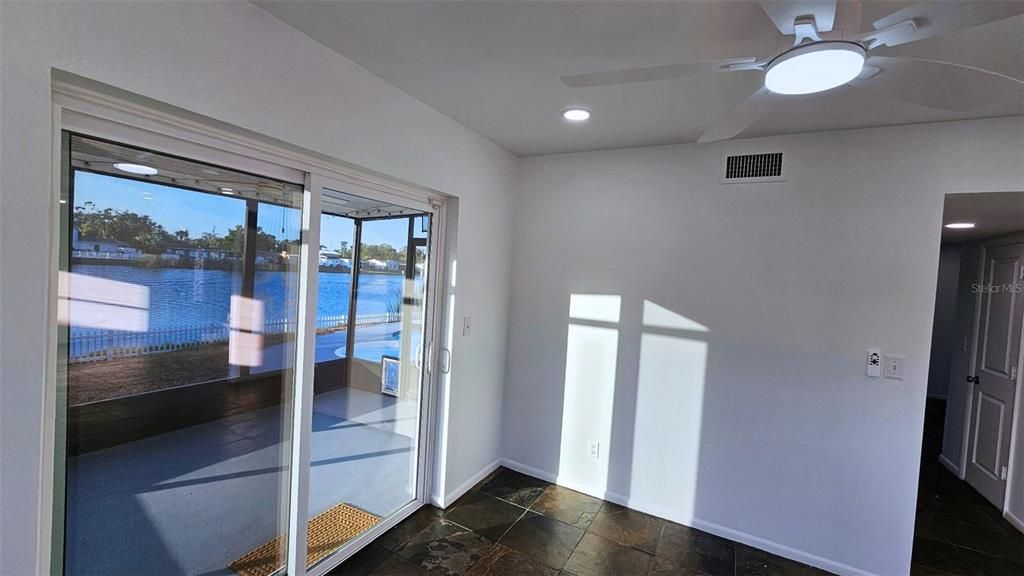 For Sale: $499,900 (3 beds, 2 baths, 1664 Square Feet)