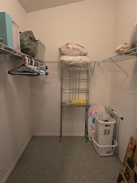 На продажу: $270,000 (3 спален, 2 ванн, 1401 Квадратных фут)