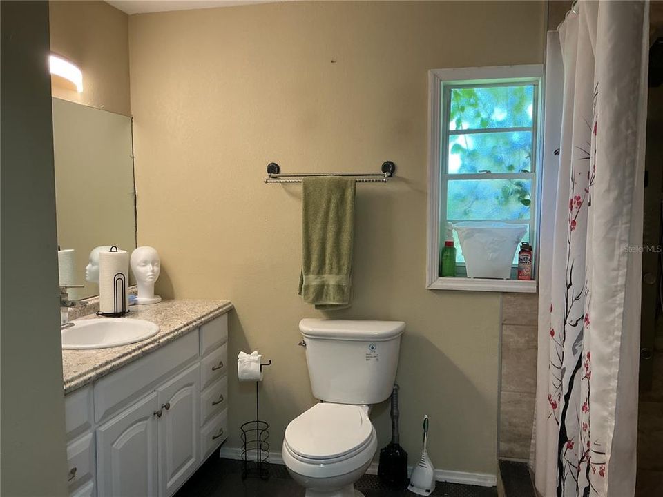 待售: $334,900 (3 贝兹, 2 浴室, 1386 平方英尺)