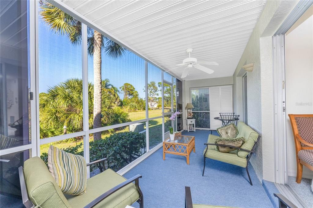 For Sale: $169,900 (2 beds, 2 baths, 933 Square Feet)