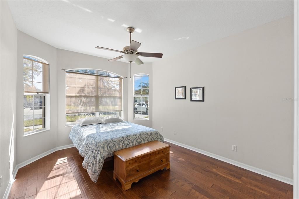 Active With Contract: $365,000 (3 beds, 2 baths, 2118 Square Feet)