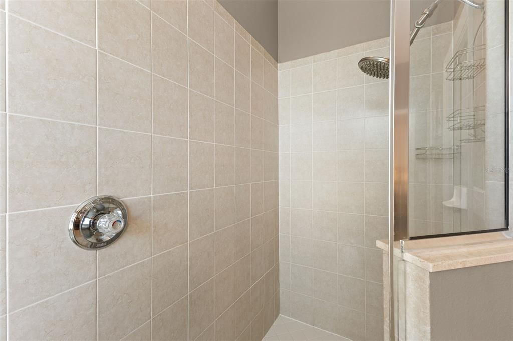 Active With Contract: $365,000 (3 beds, 2 baths, 2118 Square Feet)