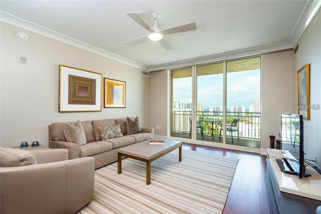 For Rent: $8,000 (2 beds, 2 baths, 1336 Square Feet)