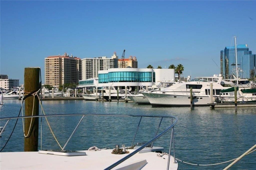 For Rent: $8,000 (2 beds, 2 baths, 1336 Square Feet)