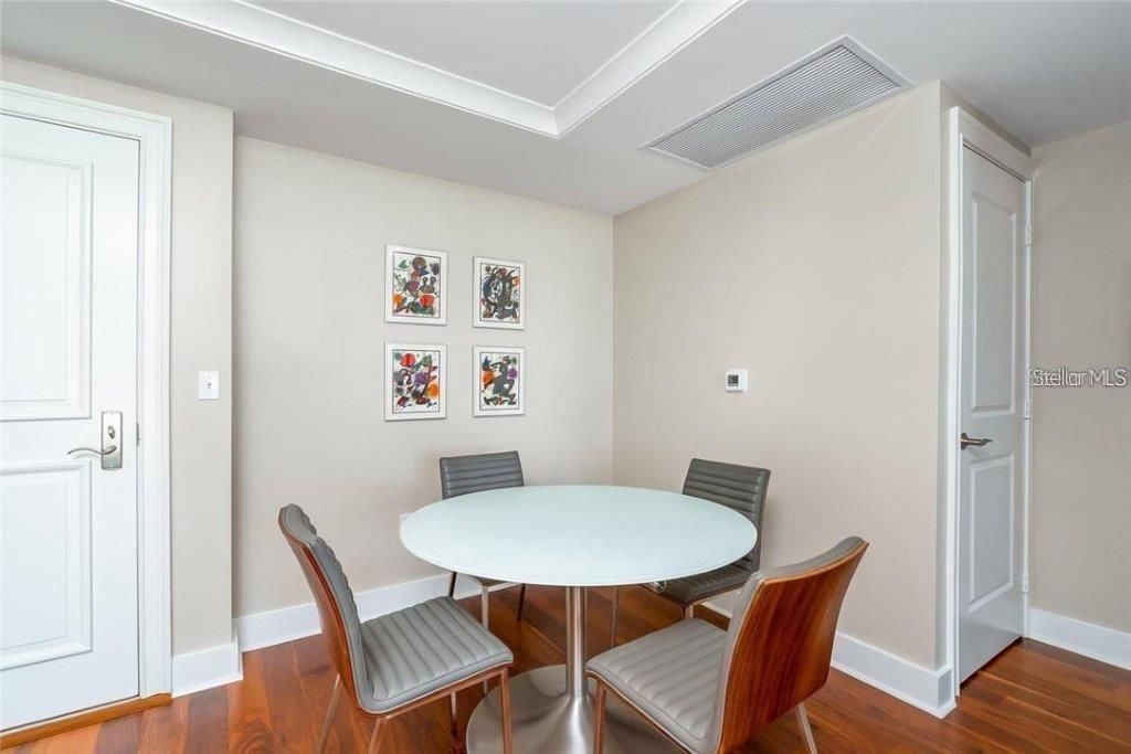 For Rent: $8,000 (2 beds, 2 baths, 1336 Square Feet)