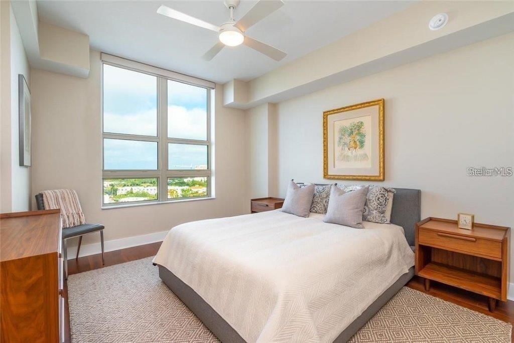 For Rent: $8,000 (2 beds, 2 baths, 1336 Square Feet)