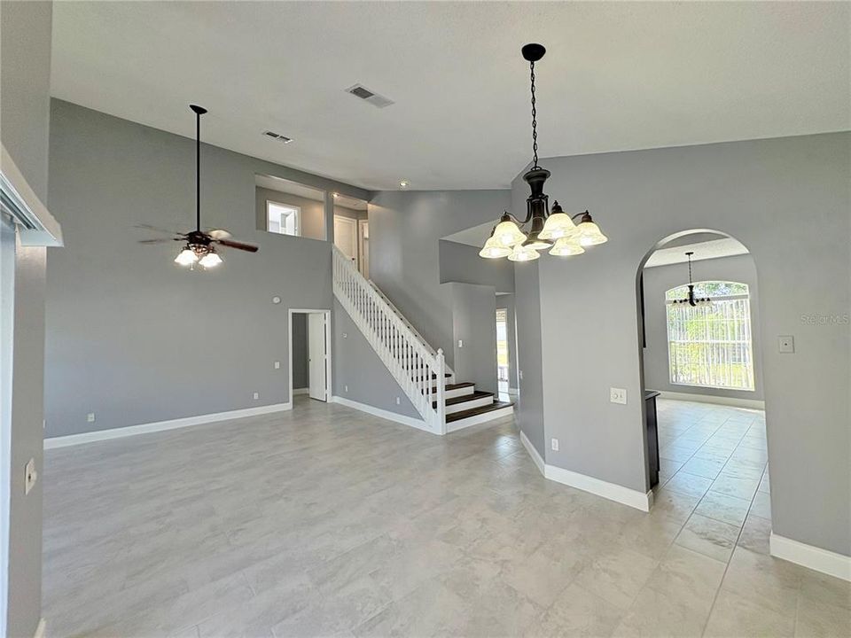 Active With Contract: $450,000 (4 beds, 2 baths, 1828 Square Feet)