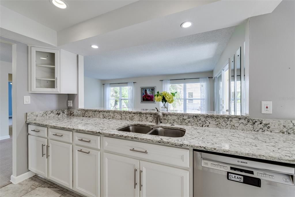 En Venta: $399,900 (2 camas, 2 baños, 1794 Pies cuadrados)