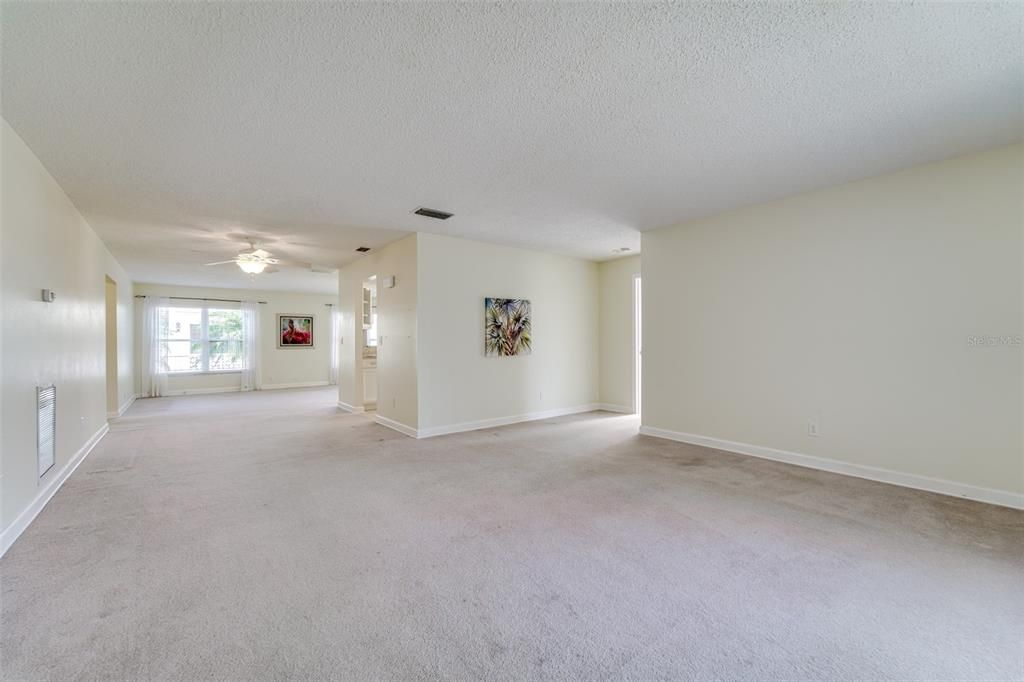 En Venta: $399,900 (2 camas, 2 baños, 1794 Pies cuadrados)