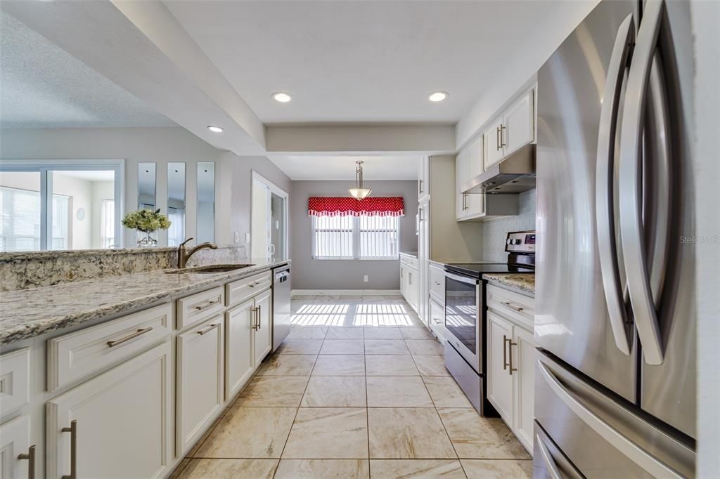 En Venta: $399,900 (2 camas, 2 baños, 1794 Pies cuadrados)