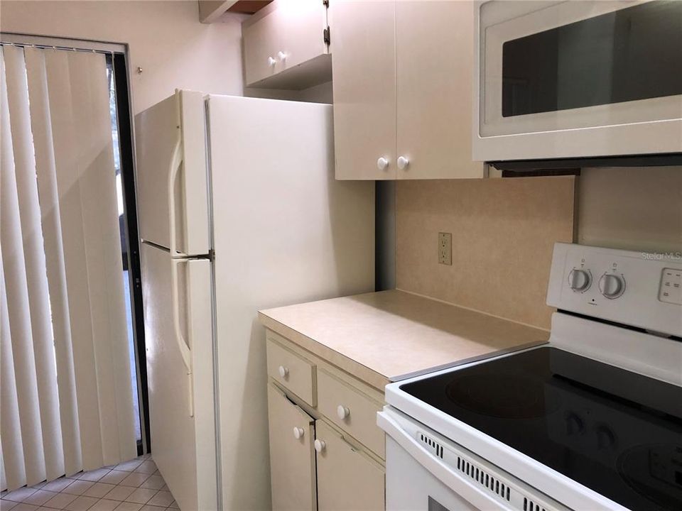 出租: $1,795 (2 贝兹, 2 浴室, 1344 平方英尺)