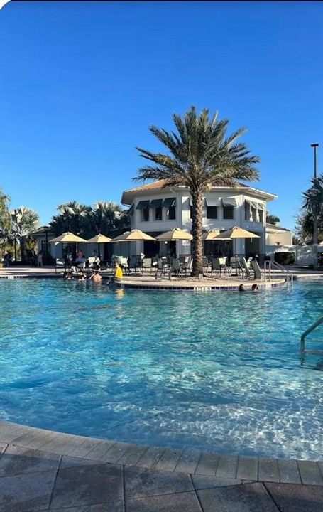 For Sale: $550,000 (4 beds, 3 baths, 1902 Square Feet)