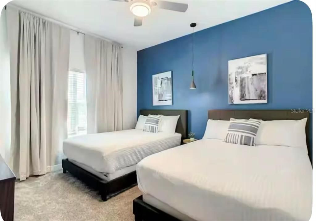 For Sale: $550,000 (4 beds, 3 baths, 1902 Square Feet)