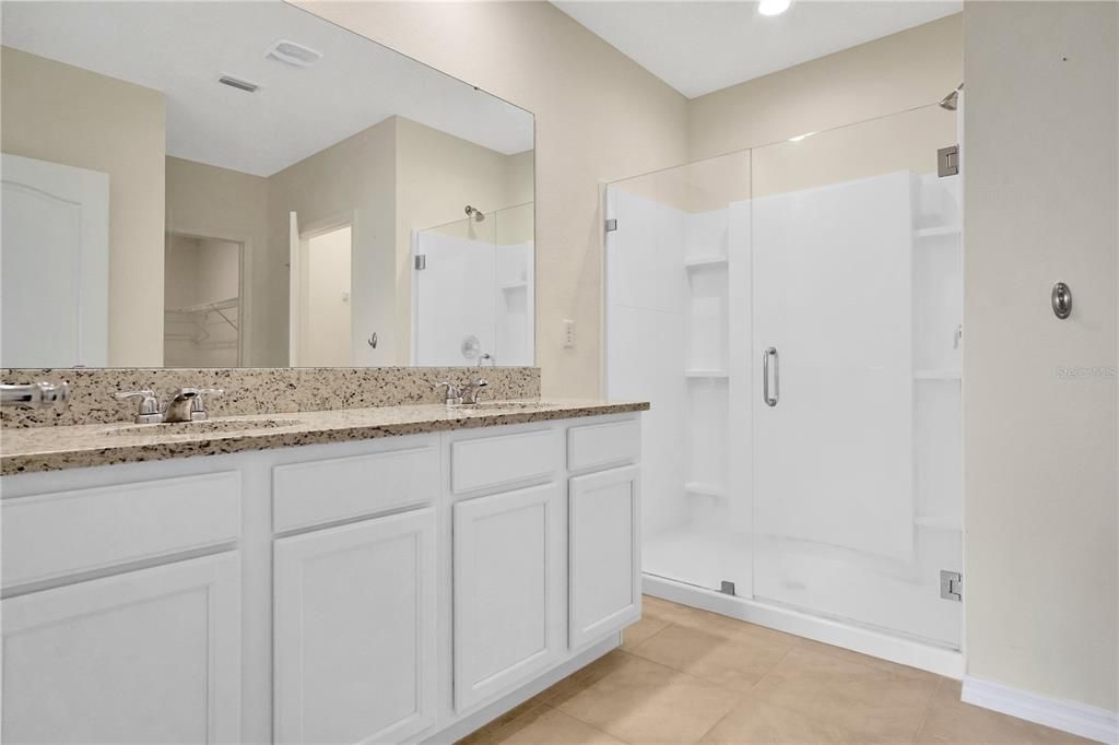 出租: $2,150 (4 贝兹, 2 浴室, 1867 平方英尺)