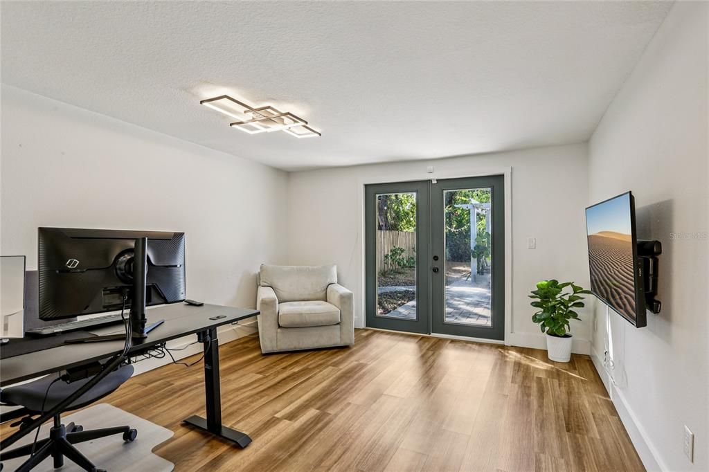 待售: $575,000 (3 贝兹, 2 浴室, 1465 平方英尺)