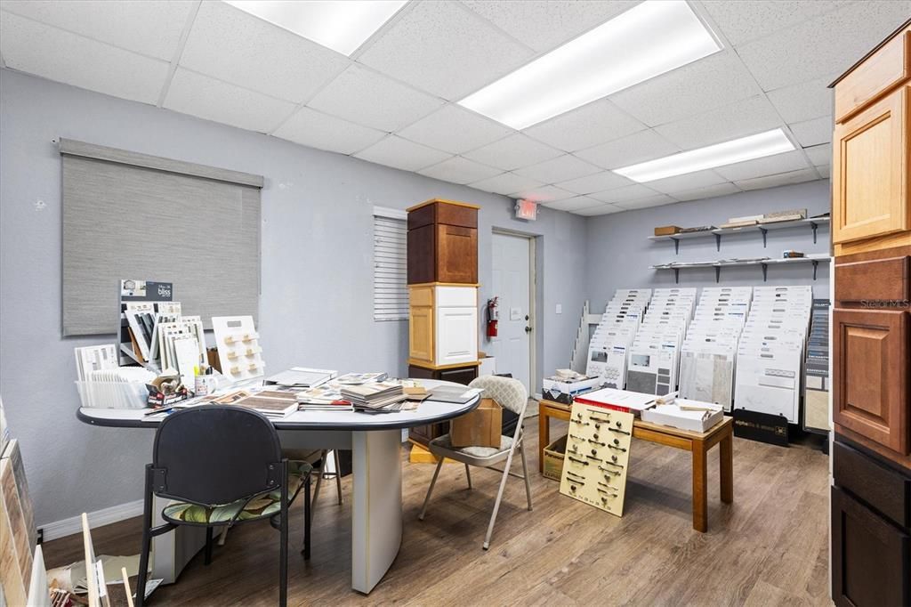 待售: $399,900 (0 贝兹, 0 浴室, 2064 平方英尺)