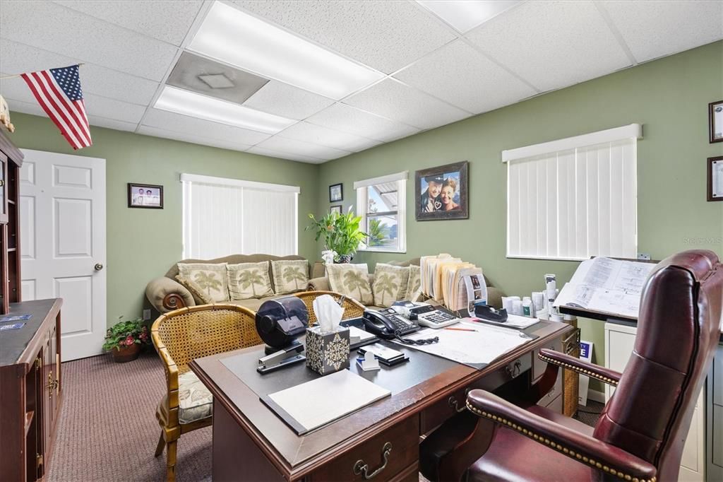 待售: $399,900 (0 贝兹, 0 浴室, 2064 平方英尺)