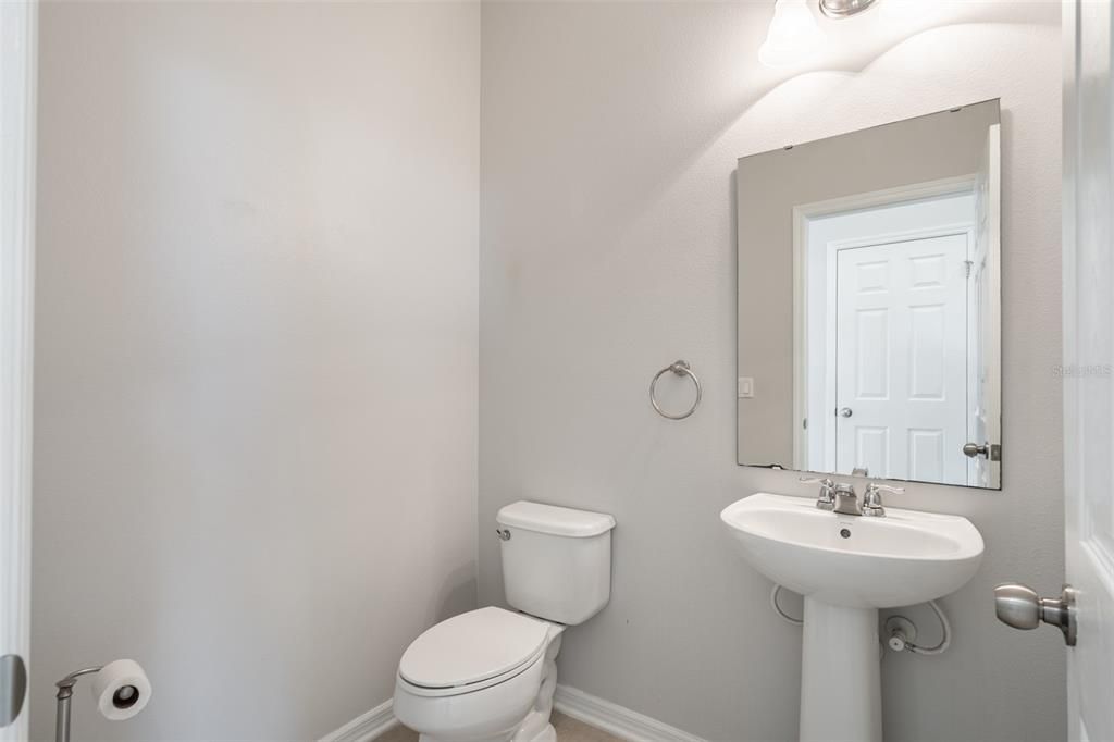 На продажу: $324,000 (3 спален, 2 ванн, 1629 Квадратных фут)