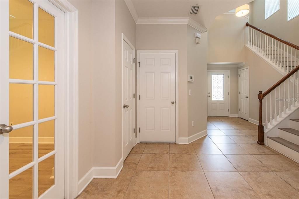 出租: $3,000 (4 贝兹, 3 浴室, 2736 平方英尺)