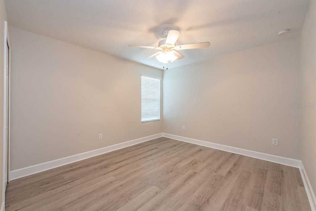 出租: $3,000 (4 贝兹, 3 浴室, 2736 平方英尺)