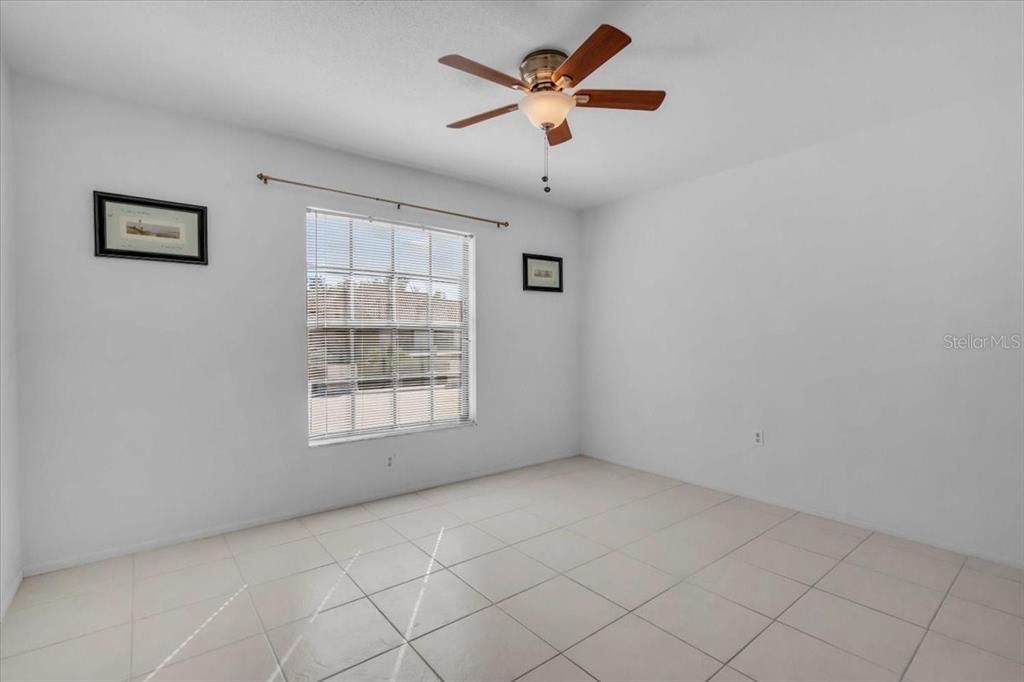 待售: $197,777 (2 贝兹, 2 浴室, 1122 平方英尺)