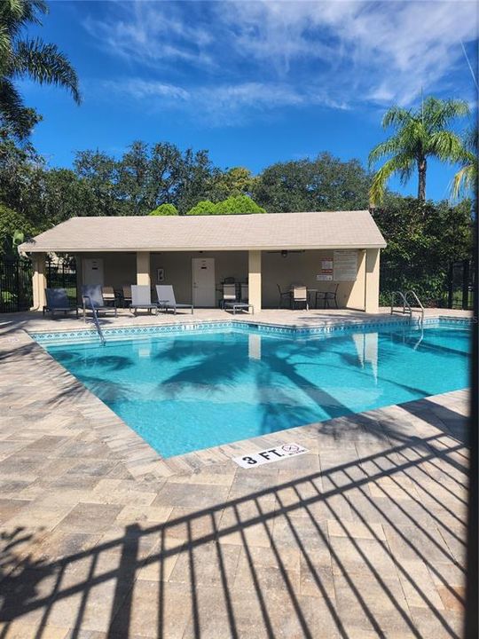 For Rent: $2,100 (2 beds, 1 baths, 1150 Square Feet)