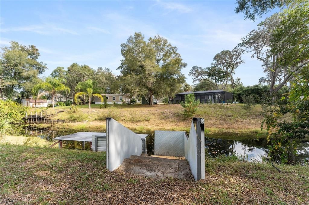 For Sale: $79,900 (2 beds, 2 baths, 960 Square Feet)