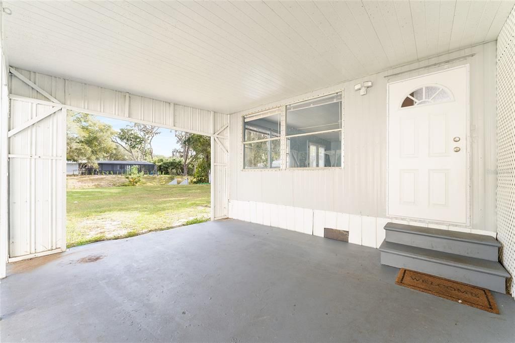 For Sale: $79,900 (2 beds, 2 baths, 960 Square Feet)